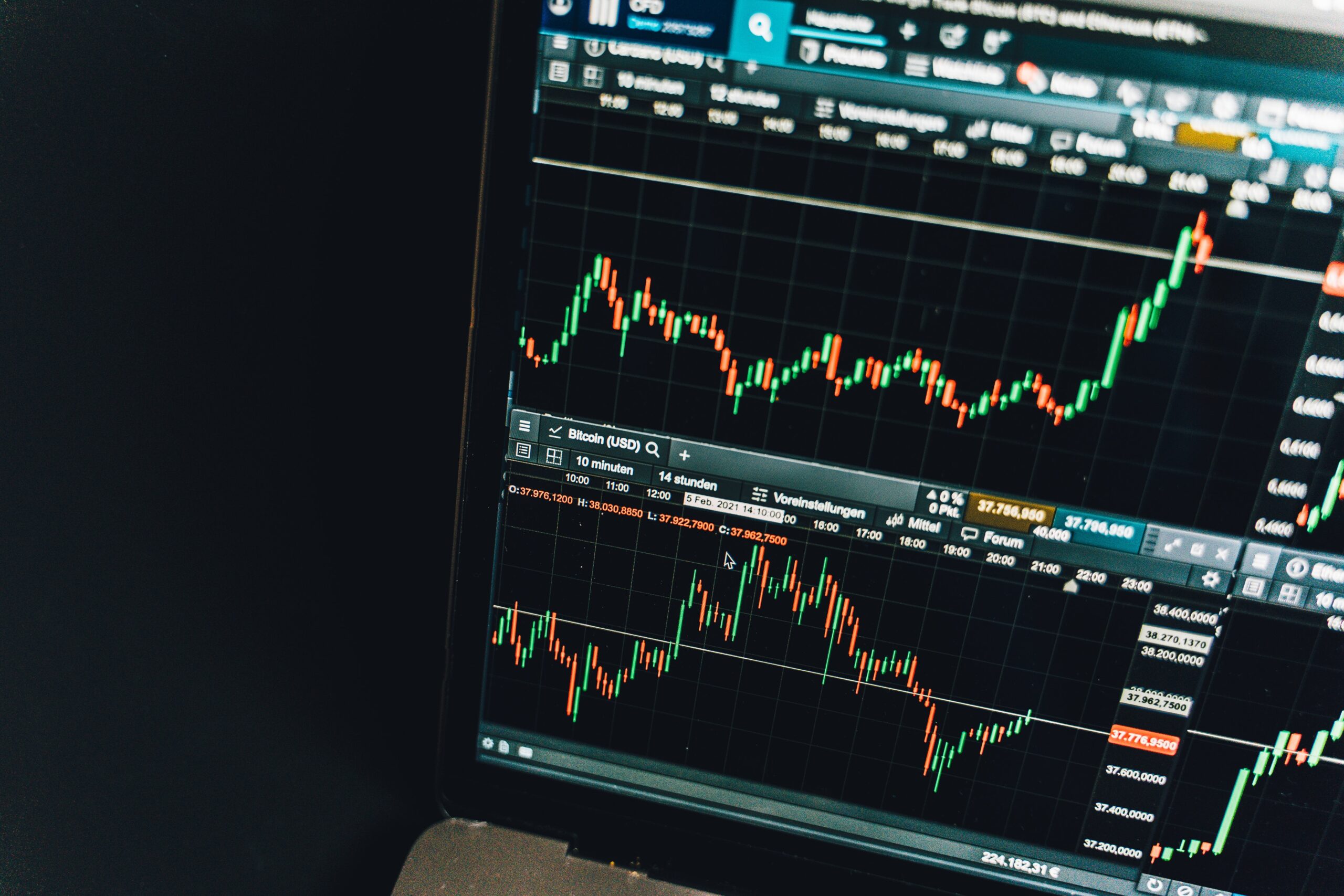 Higher National Certificate in Computing for England (Data Analytics)