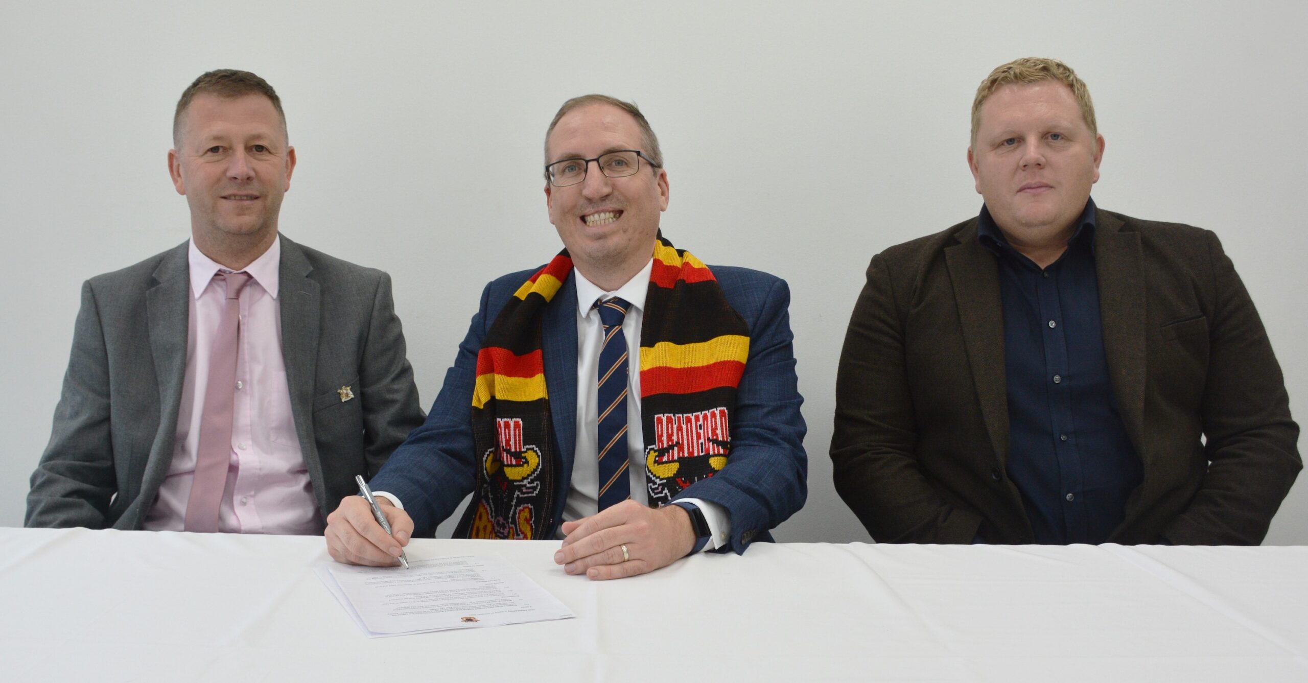 Bradford College Signs Educational Partnership with Bradford Bulls