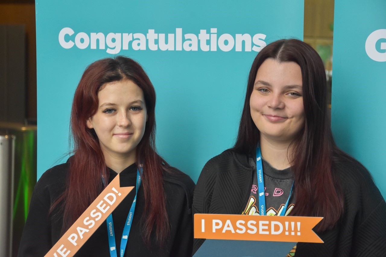 Bradford College Celebrates Exceptional Level 3 Results Day