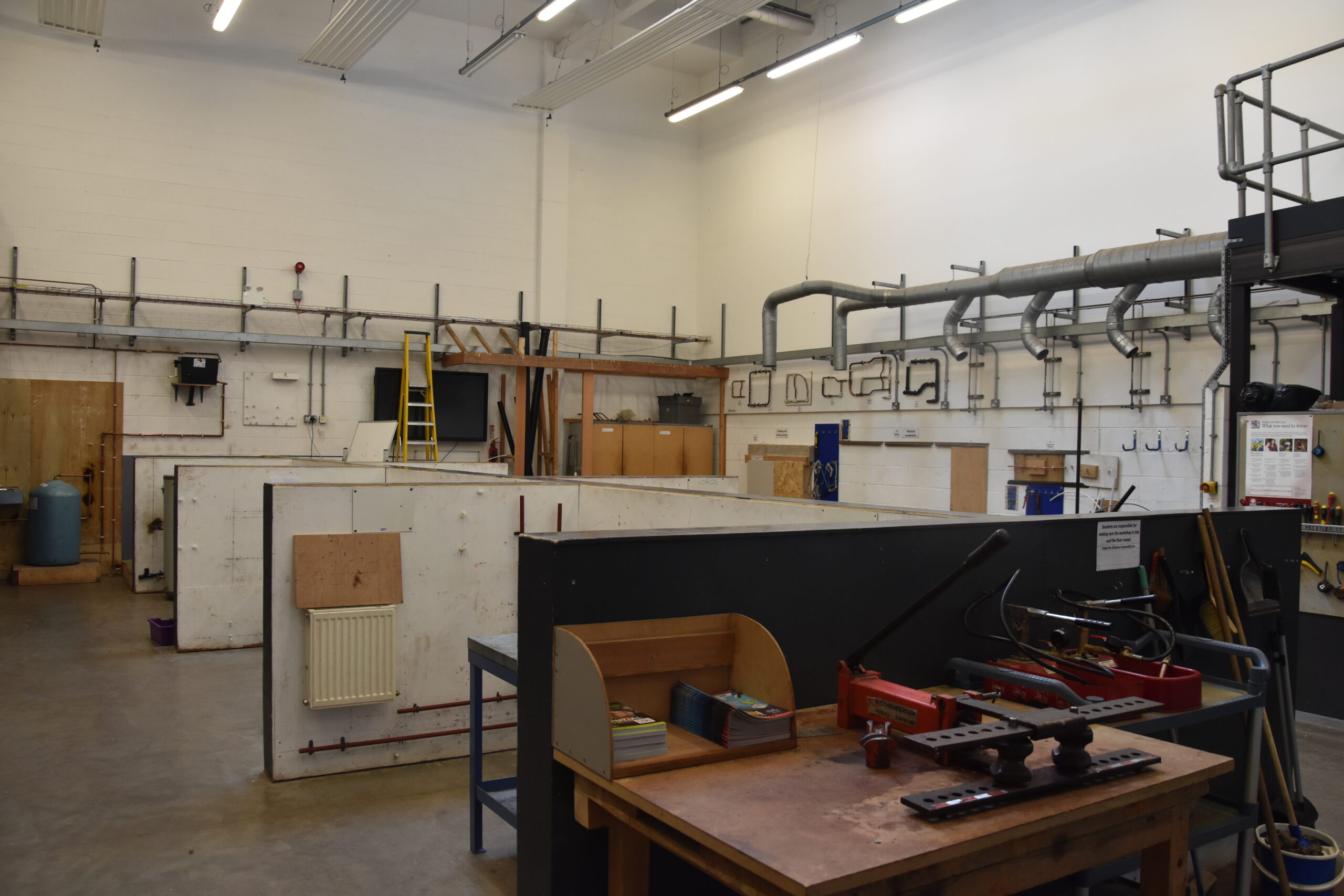 An image of the construction work shops at Bradford College